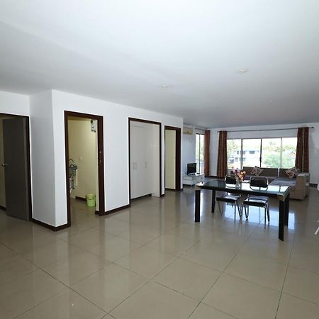 Tropical Plaza Apt Nadi Esterno foto