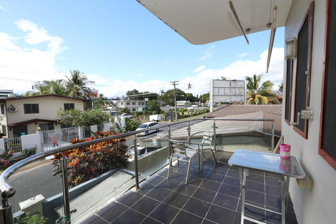 Tropical Plaza Apt Nadi Esterno foto