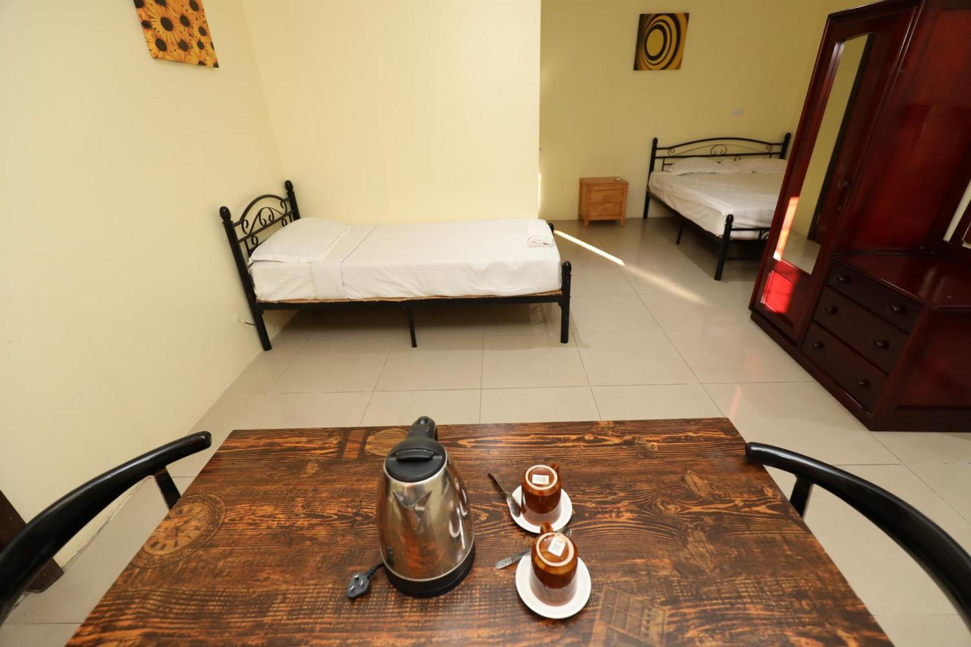 Tropical Plaza Apt Nadi Esterno foto