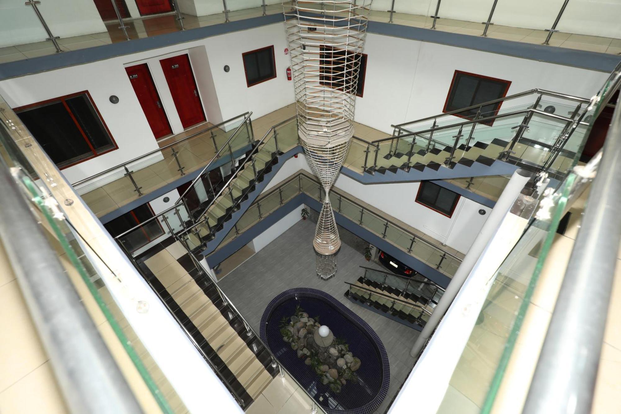 Tropical Plaza Apt Nadi Esterno foto
